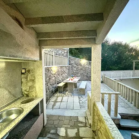 Holibai, Natercia, Horizontes De Galicia, Casa De Piedra Y Mar, Βίλα Baiona